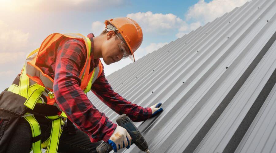 Expert new roof installation services in Huddleston, VA